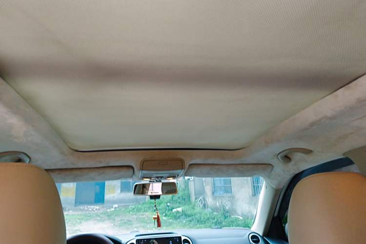 Used Volkswagen Tiguan 2013 1.8TSI Automatic Two-Wheel Drive Luxury Model Headliner