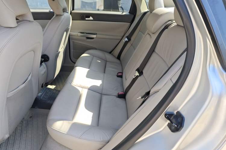 Used Volvo S40 2008 2.4i R-Design