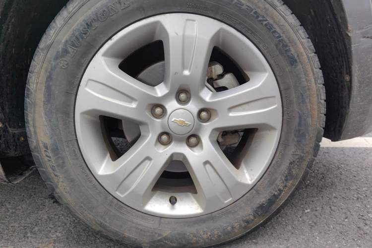 Used Chevrolet Captiva 2015 2.4L Two-Wheel Drive Urban Version 7 Seats