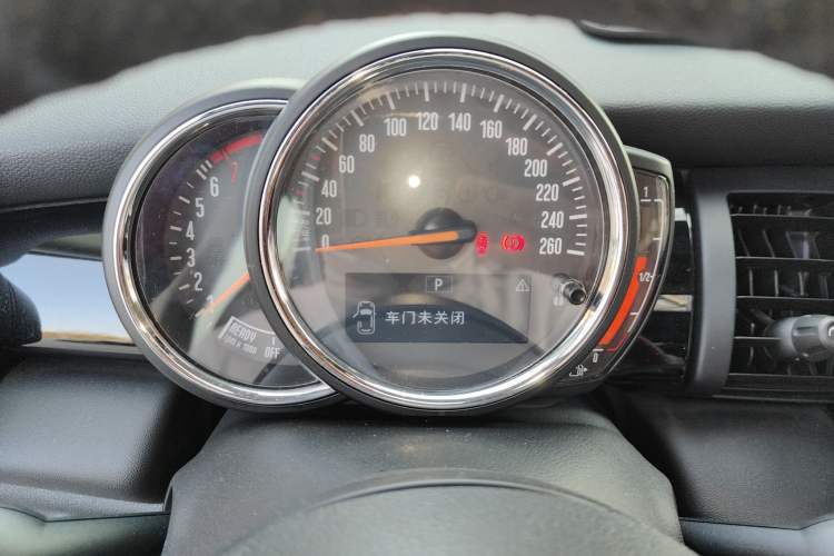 Used MINI MINI 2018 1.5T COOPER Classic Edition Five-Door Version