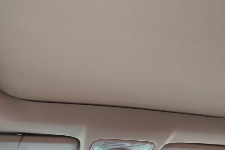 Used CHANGAN CS75 PLUS 2022 Classic Edition 1.5T Automatic Pioneer Model Headliner