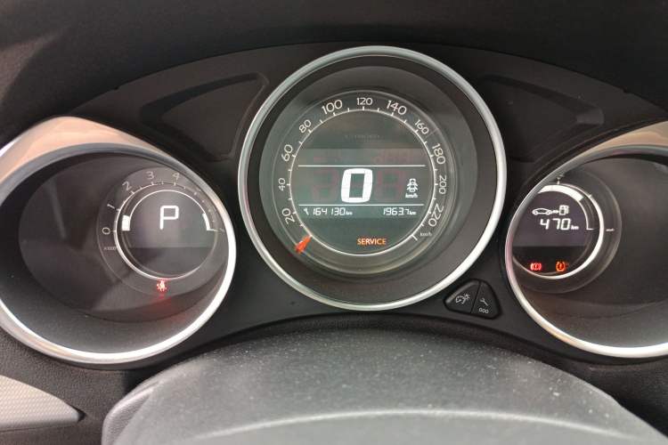 Used Citroen C4L 2016 1.2T Automatic Elite Model Odometer Close Up