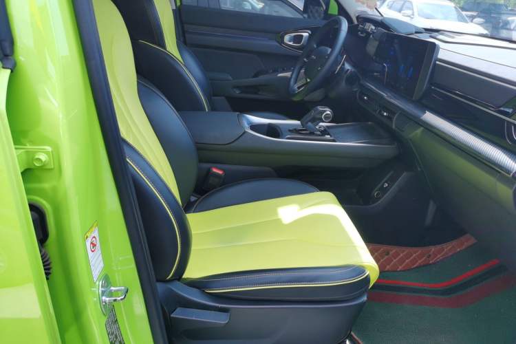 Used Haval X DOG 2022 1.5T DCT Two-Wheel Drive Trendy Edition Right Front Seat