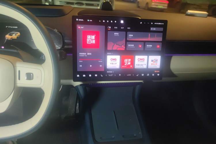 Used Zeekr 007 2025 Rear-Drive Intelligent Driving Version 75 kWh Audio And AC Panel