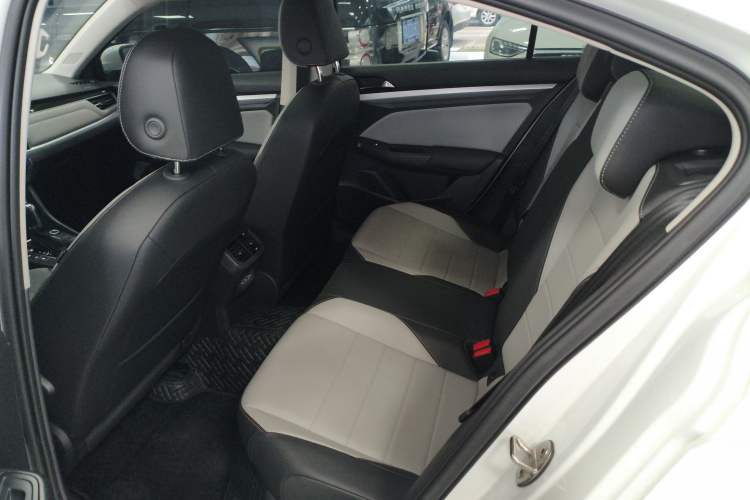 Used Volkswagen Bora 2023 200TSI DSG SmartDrive PRO Edition