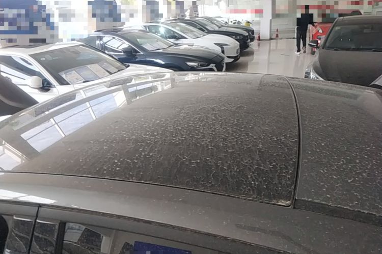 Used CHANGAN UNI-V 2024 1.5T High-Energy Version Roof