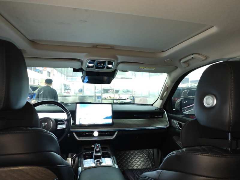 Used Tank 500 2022 3.0T Business Edition Summit Version 5 Seats — 17