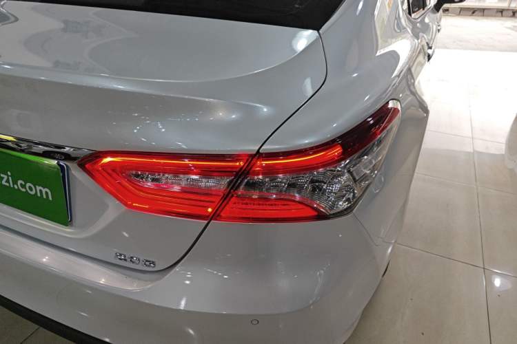 Used Toyota Camry 2019 Revised Version 2.0G Luxury Edition
