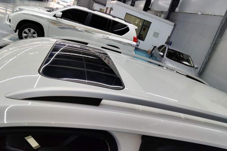 Used Skoda Kamiq 2018 1.5L Automatic Comfort Edition China VI Standard Roof