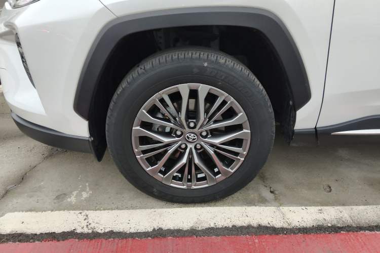 Used Toyota Wildlander 2023 Dual-Motor 2.5L E-CVT Four-Wheel Drive Prestige Edition
