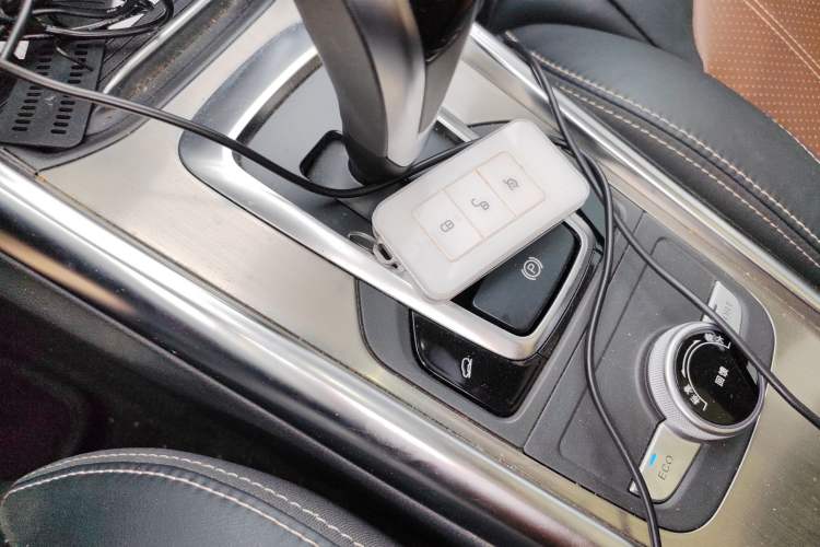 Used BYD Song New Energy 2018 Song EV400 Smart Connectivity Enjoyment Model