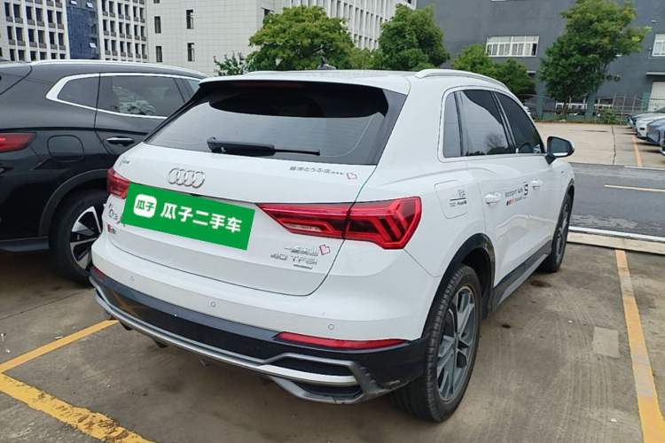 Used Audi Q3 2020 40 TFSI Fashion Dynamic Model
