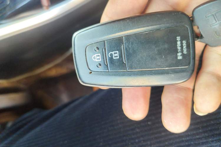 Used Toyota Highlander 2022 Dual-Engine 2.5L Two-Wheel Drive Elite Edition 7-Seater