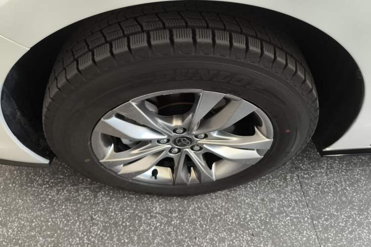 Used Toyota Sienna 2024 2.5L Hybrid Four-Wheel Drive Prestige Edition