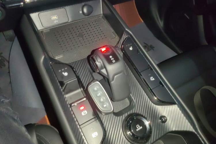 Used Haval Raptor New Energy 2023 Hi4 145 Explorer Edition Gear Lever