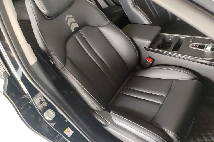 Used GAC Trumpchi GS4 2023 270T Automatic Smart Drive Technology Edition Right Front Seat