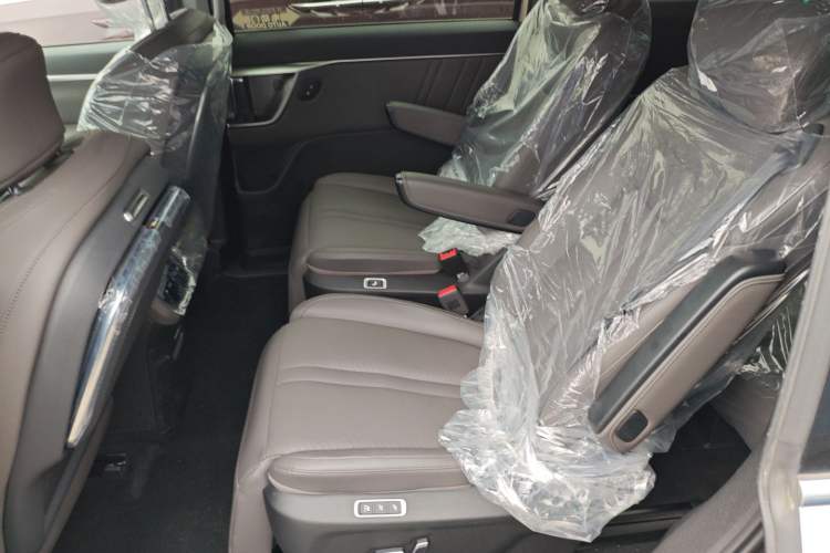 Used SAIC MAXUS G70 2024 2.0T Automatic Flagship Version 7 Seats
