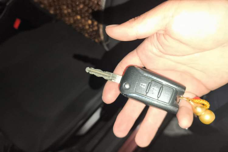 Used Venucia T70 2015 2.0L Manual RuiQu Version
