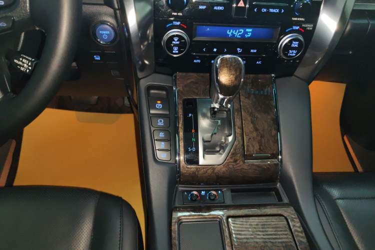 Used Toyota Alphard 2021 Dual-Engine 2.5L Prestige Edition