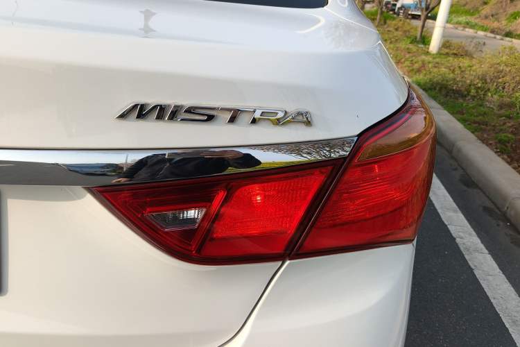 Used Hyundai Mistra 2019 1.8L Automatic Smart GLS Commemorative Model China VI Standard