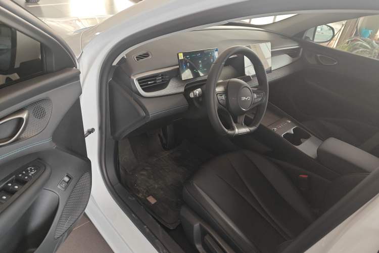 Used BYD Seal 05 DM-i 2026 DM-i 128KM Luxury Edition Driver Seat