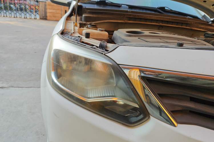 Used Changan Alsvin V3 2015 1.4L Manual Meiman Model China IV Standard