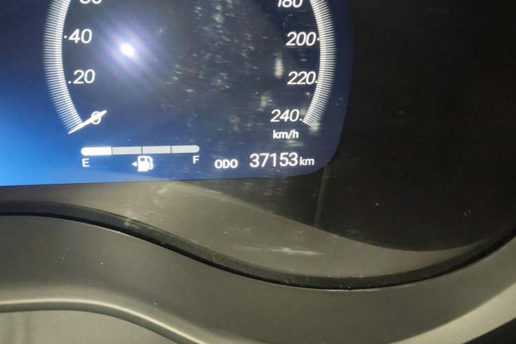 Used Toyota Granvia 2023 2.5L Hybrid Flagship VIP Edition Odometer Close Up