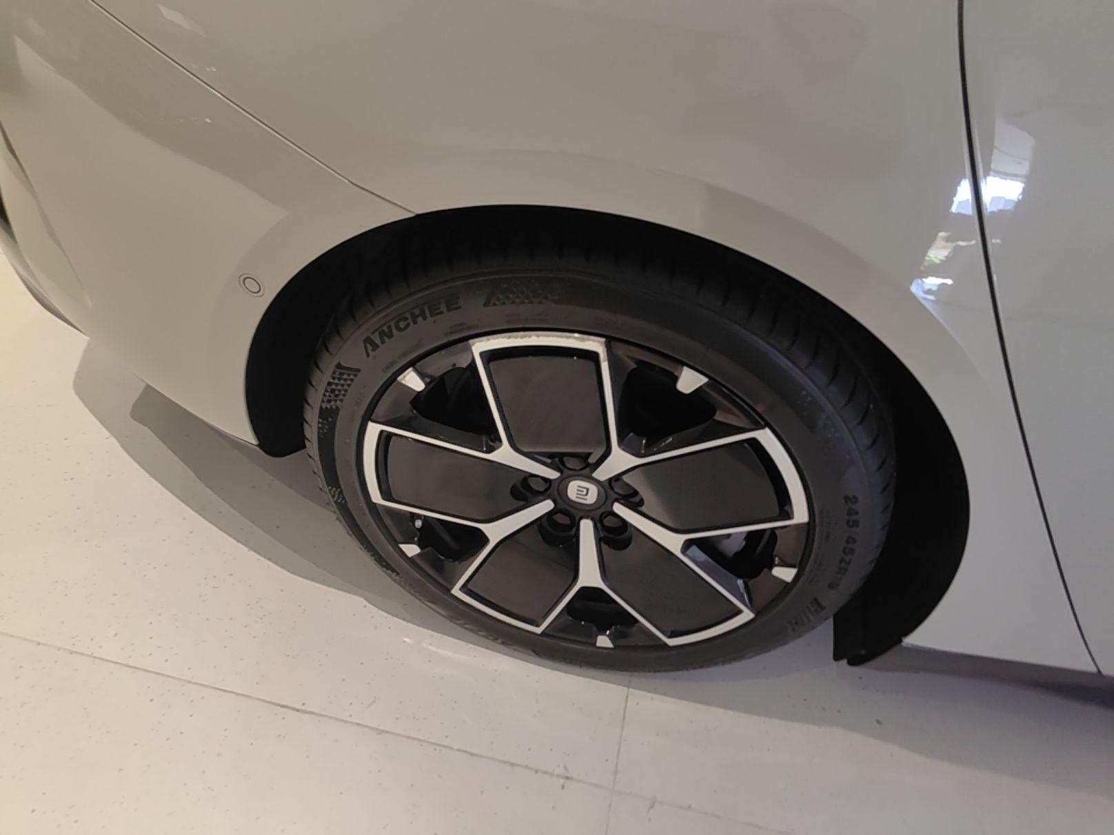 Xiaomi Auto SU7 2024 Rear-Drive Long-Range Intelligent Driving Version — снимка 11