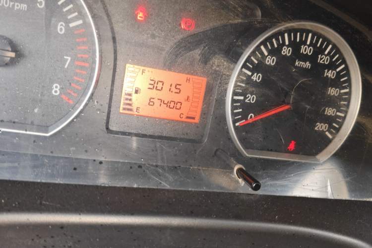 Used FORTHING Lingzhi 2013 V3 1.5L 5-Seat Standard Model I
