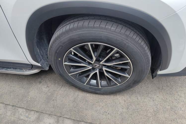 Used Lexus NX 2022 350h Front-Wheel-Drive Innovation Edition