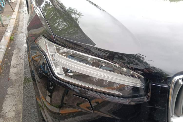 Used Volvo XC90 2019 T6 Zhiya Edition 7-Seater China VI Standard
