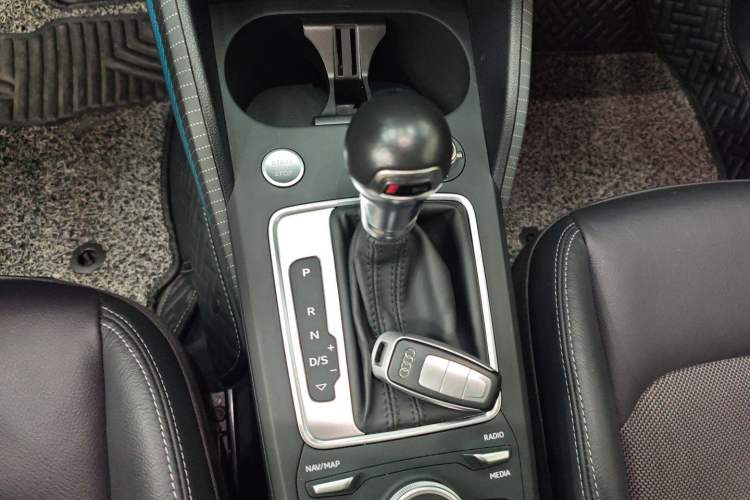 Used Audi Q2L 2021 35 TFSI Fashion Dynamic Model
