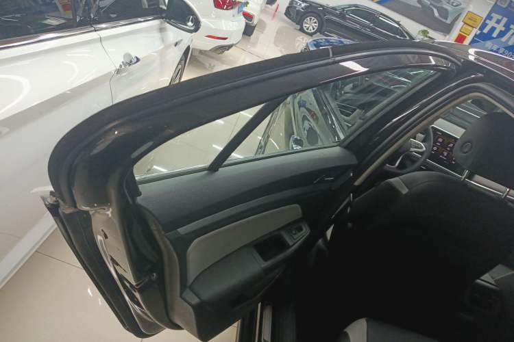 Used Volkswagen Bora 2023 300TSI DSG Prestige Edition