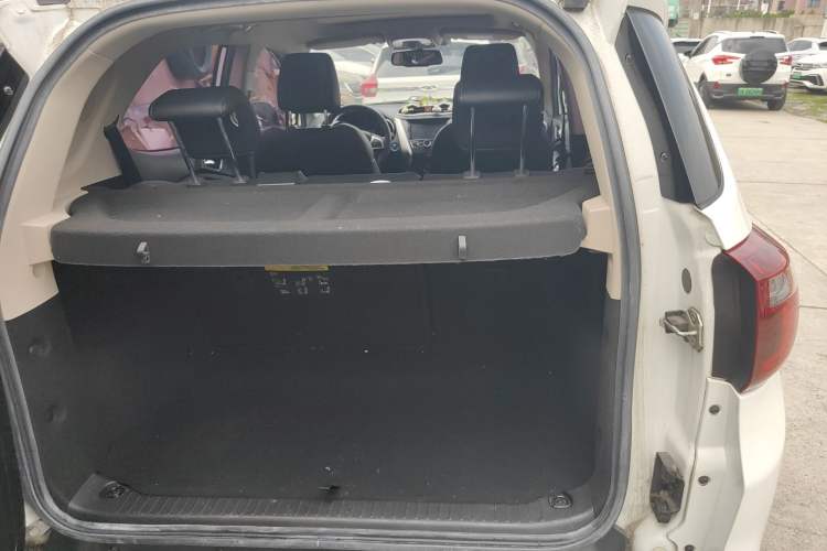 Used BYD Yuan New Energy 2018 EV360 Smart Connect Cool Edition Trunk