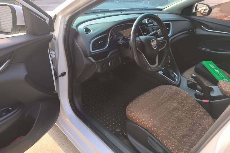 Used Buick GT 2018 18T Automatic Elite Model
