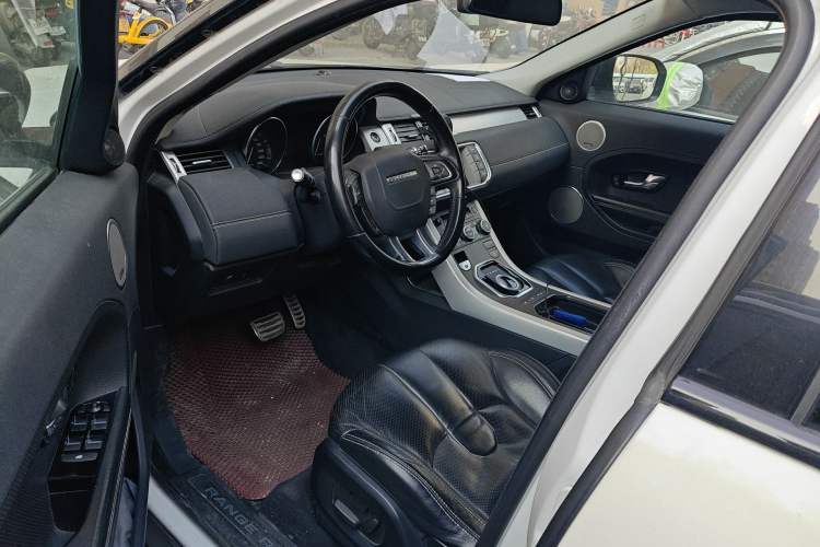 Used Land Rover Range Evoque 2013 2.0T 5-Door Ignite Edition
