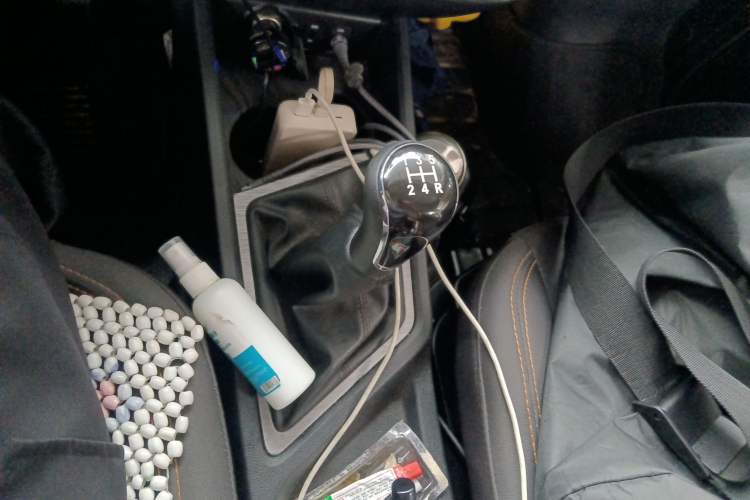 Used Chana Ruixing M80 2021 1.6L Comfort Version 4-Seater Single-Steamed Air Conditioning China VI Standard Flat Roof with Lift-Up Rear Door – DAM16KR
