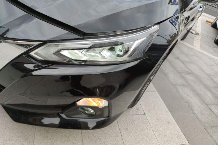 Used Nissan Teana 2021 2.0L XL Comfort Edition Left Front Headlight