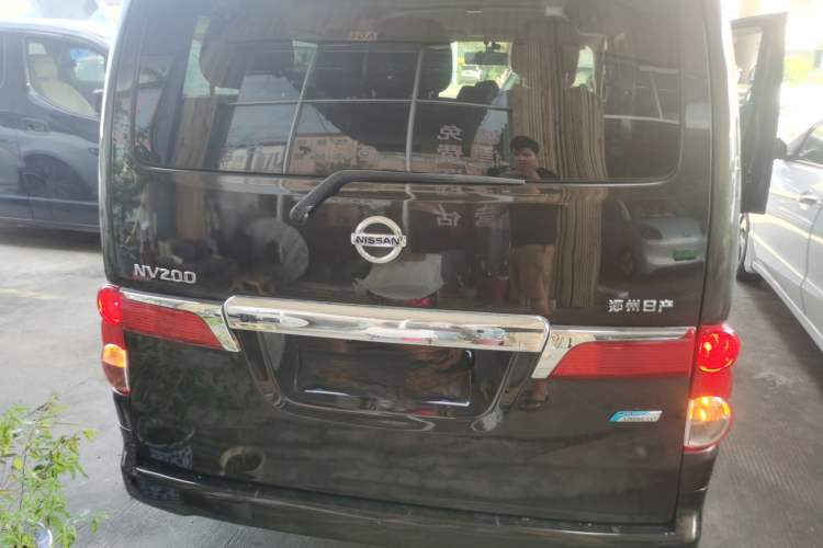 Used Nissan NV200 2014 1.6L CVT Luxury Model China IV Standard