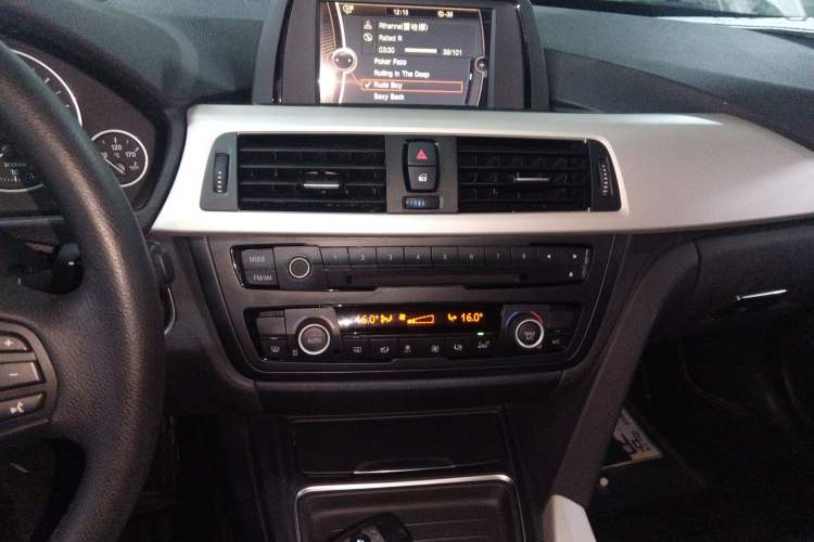 Used BMW 3 Series 2014 320Li Fashion Model