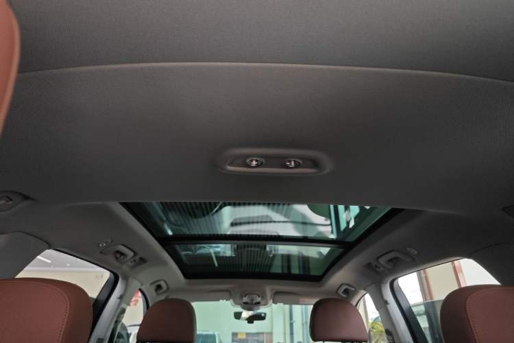 Used Audi Q7 2020 55 TFSI quattro S line sports model Headliner