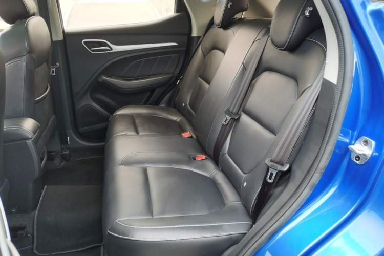 Used MG ZS 2017 1.5L Automatic Luxury Internet Edition