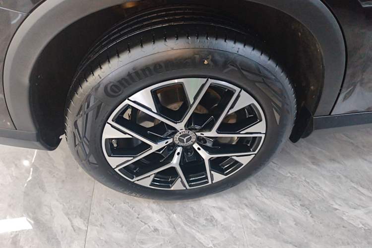 Used Mercedes-Benz GLC 2023 GLC 260 L 4MATIC Dynamic Edition 5-seater