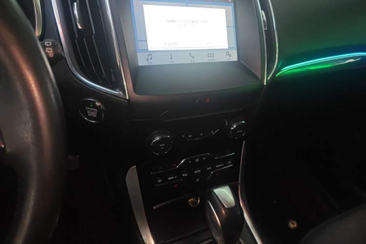 Used Ford Edge 2018 EcoBoost 245 Two-Wheel-Drive Titanium 7-Seater China V Standard