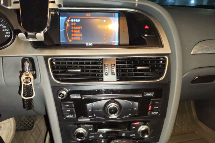 Used Audi A4L 2015 35 TFSI Automatic Standard Model
