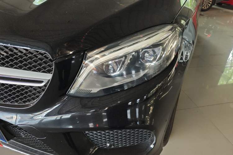 Used Mercedes-Benz GLE Coupe 2015 GLE 320 4MATIC Coupe SUV
