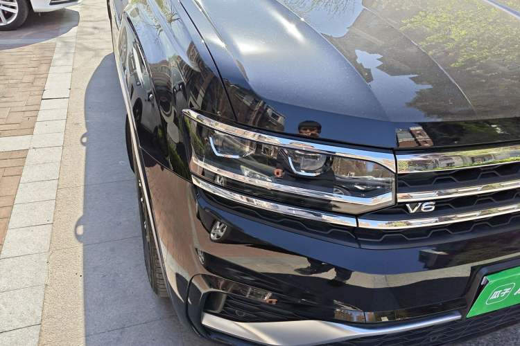 Used Volkswagen Teramont X 2019 530 V6 Four-Wheel Drive Prestige Luxury Edition Right Front Headlight