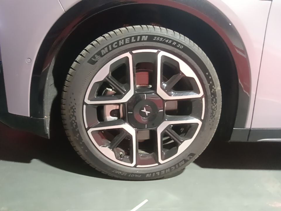 XPeng G7 2026 Model, Range-Extended 1704 Max Flagship Edition — снимка 10
