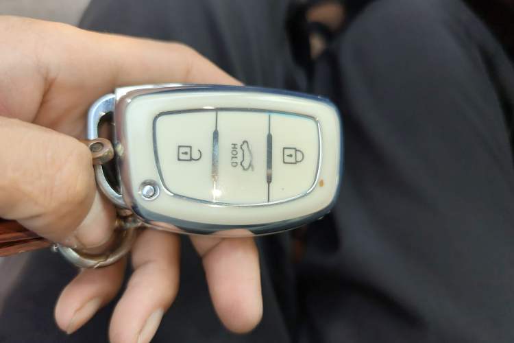 Used Hyundai Elantra (5th Generation / Langdong) 2015 1.6L Automatic Leading Model Vehicle Key