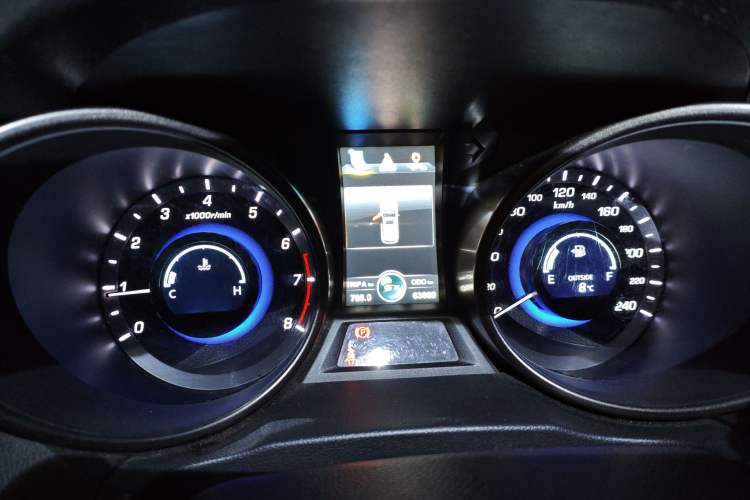 Used Changan CS75 2014 2.0L Manual Luxury Version China IV Standard